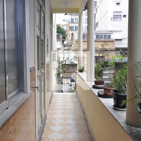 Casa à venda com 286m², 3 quartos e 1 vagaÁrea comum