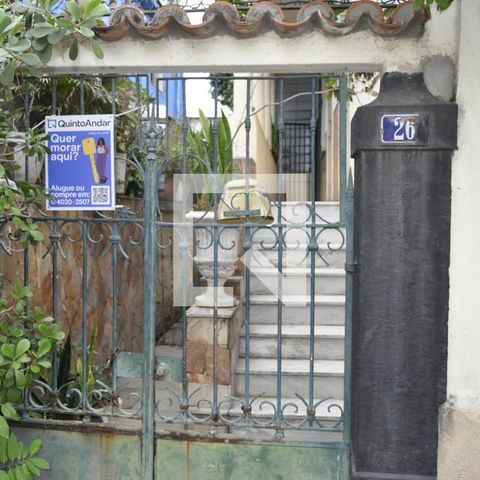 Casa à venda com 286m², 3 quartos e 1 vagaFachada