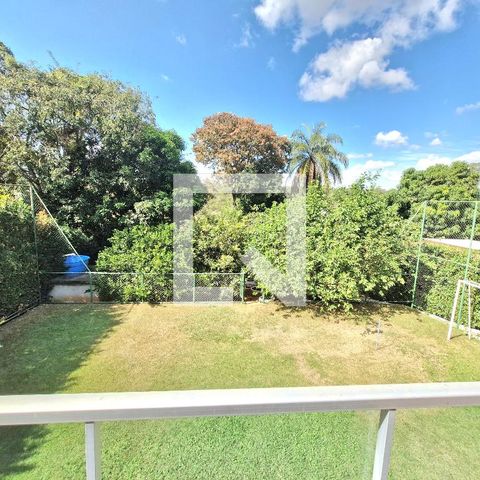 Casa para alugar com 1320m², 5 quartos e 4 vagasCampo de futebol e pomar