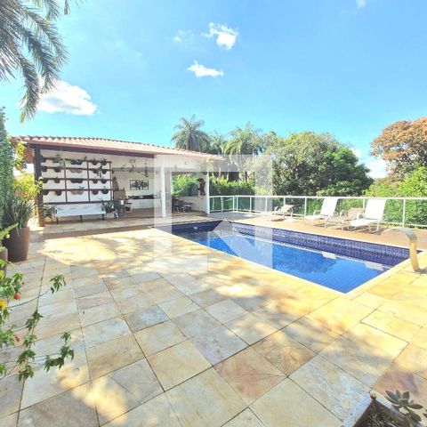 Casa para alugar com 1320m², 5 quartos e 4 vagasÁrea comum - Piscina