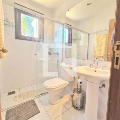 Casa para alugar com 1320m², 5 quartos e 4 vagasBanheiro suite 1