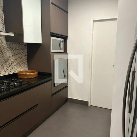 Apartamento à venda com 213m², 3 quartos e 4 vagas