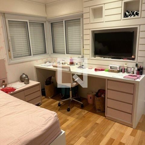 Apartamento à venda com 213m², 3 quartos e 4 vagas