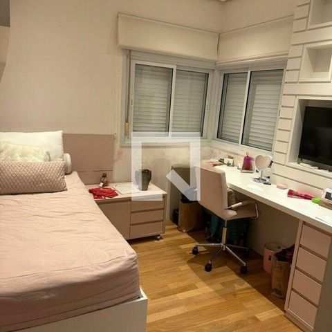 Apartamento à venda com 213m², 3 quartos e 4 vagas