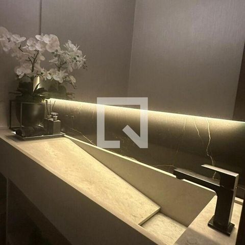Apartamento à venda com 213m², 3 quartos e 4 vagas