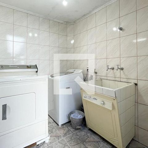 Casa à venda com 223m², 3 quartos e 3 vagasÁrea de Serviço