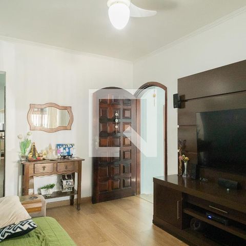 Casa à venda com 223m², 3 quartos e 3 vagasSala