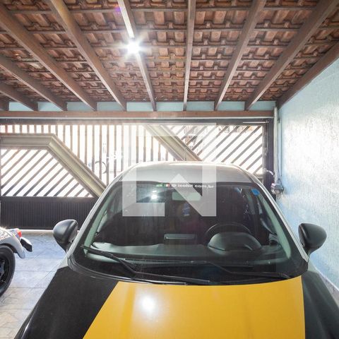 Casa à venda com 223m², 3 quartos e 3 vagasVista - Sala