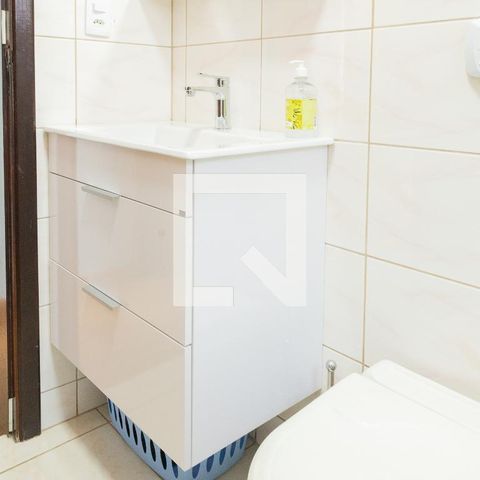 Casa à venda com 223m², 3 quartos e 3 vagasBanheiro Social 