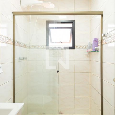 Casa à venda com 223m², 3 quartos e 3 vagasBanheiro Social 