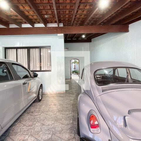 Casa à venda com 223m², 3 quartos e 3 vagasGaragem
