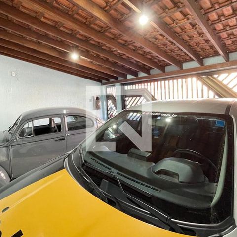 Casa à venda com 223m², 3 quartos e 3 vagasGaragem