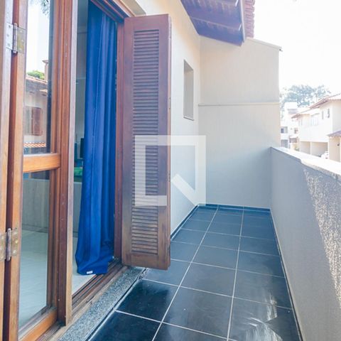 Casa de condomínio para alugar com 450m², 4 quartos e 3 vagas Casa de condomínio para alugar com 450m², 4 quartos e 3 vagasQuarto 2 - Varanda