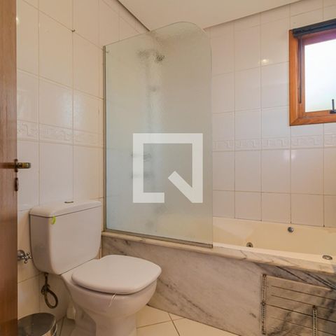 Casa de condomínio para alugar com 450m², 4 quartos e 3 vagas Casa de condomínio para alugar com 450m², 4 quartos e 3 vagasQuarto 1 - Suíte