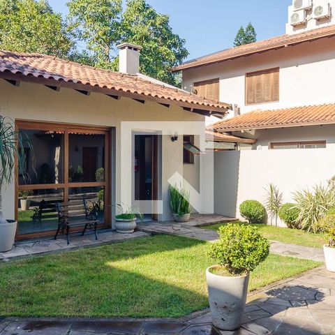 Casa de condomínio para alugar com 450m², 4 quartos e 3 vagas Casa de condomínio para alugar com 450m², 4 quartos e 3 vagasÁrea comum - Salão de festas
