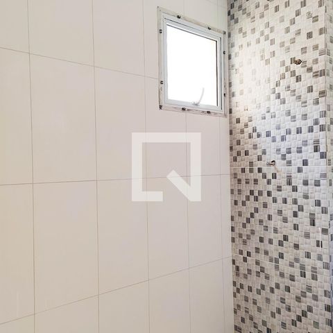Apartamento à venda com 70m², 2 quartos e 1 vaga Apartamento à venda com 70m², 2 quartos e 1 vagaBanheiro Social