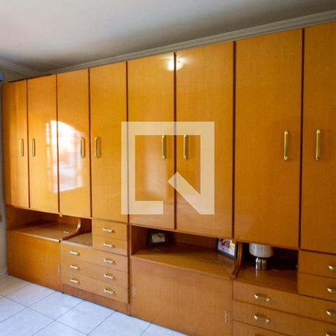 Casa à venda com 369m², 5 quartos e 3 vagasQuarto 3