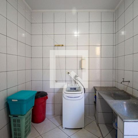 Casa à venda com 369m², 5 quartos e 3 vagasÁrea de Serviço