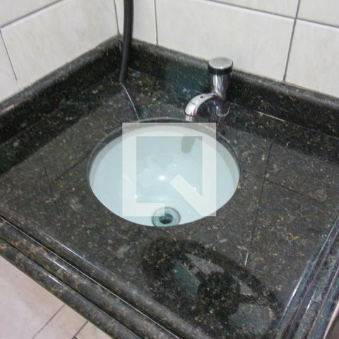 Casa à venda com 369m², 5 quartos e 3 vagasBanheiro