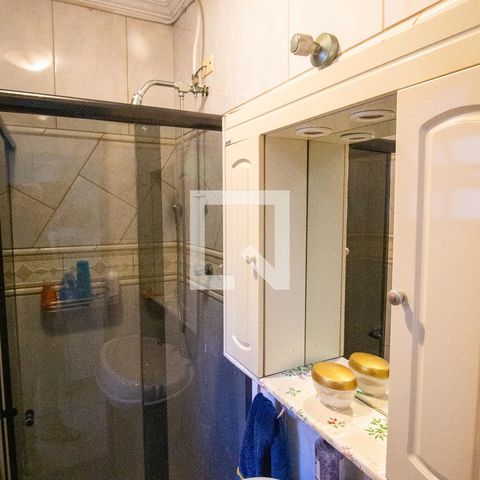 Casa à venda com 369m², 5 quartos e 3 vagasBanheiro 1