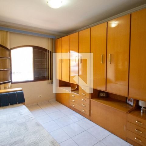 Casa à venda com 369m², 5 quartos e 3 vagasQuarto 3