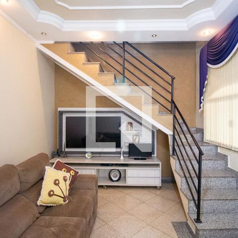 Casa à venda com 369m², 5 quartos e 3 vagasSala
