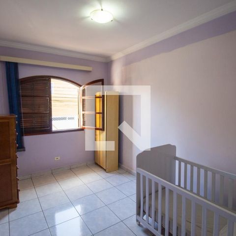 Casa à venda com 369m², 5 quartos e 3 vagasQuarto 2