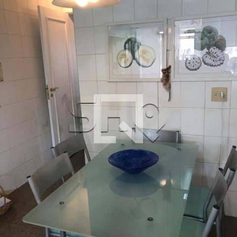 Apartamento à venda com 160m², 4 quartos e 3 vagas