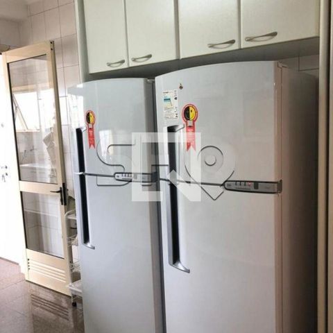 Apartamento à venda com 160m², 4 quartos e 3 vagas