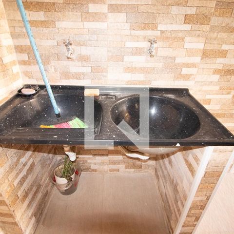 Casa à venda com 1200m², 3 quartos e 5 vagas Casa à venda com 1200m², 3 quartos e 5 vagasÁrea de Serviço