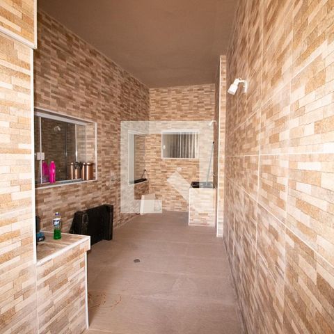 Casa à venda com 1200m², 3 quartos e 5 vagas Casa à venda com 1200m², 3 quartos e 5 vagasÁrea de Serviço