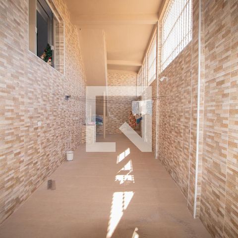 Casa à venda com 1200m², 3 quartos e 5 vagas Casa à venda com 1200m², 3 quartos e 5 vagasÁrea de Serviço