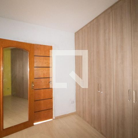 Casa à venda com 1200m², 3 quartos e 5 vagas Casa à venda com 1200m², 3 quartos e 5 vagasCloset da suíte 2