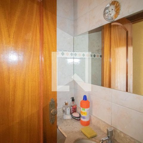 Casa à venda com 1200m², 3 quartos e 5 vagas Casa à venda com 1200m², 3 quartos e 5 vagasBanheiro da Suíte 1