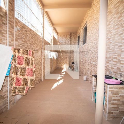 Casa à venda com 1200m², 3 quartos e 5 vagas Casa à venda com 1200m², 3 quartos e 5 vagasÁrea de Serviço