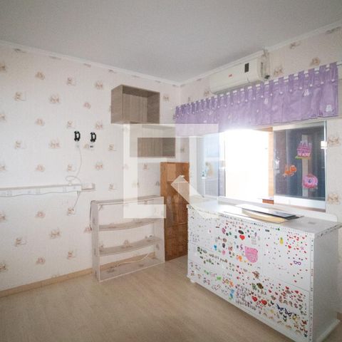 Casa à venda com 1200m², 3 quartos e 5 vagas Casa à venda com 1200m², 3 quartos e 5 vagasQuarto 2