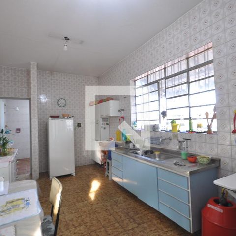Casa para alugar com 310m², 2 quartos e 1 vagaCozinha