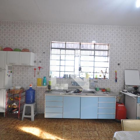 Casa para alugar com 310m², 2 quartos e 1 vagaCozinha