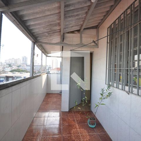 Casa para alugar com 310m², 2 quartos e 1 vagaÁrea de Serviço