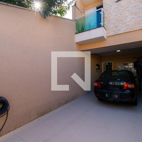 Casa à venda com 100m², 3 quartos e 2 vagasGaragem