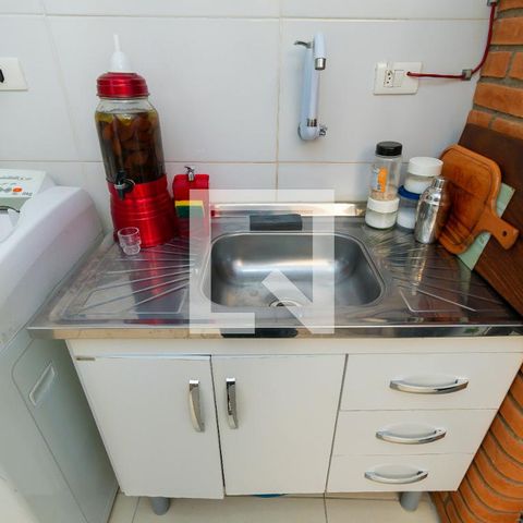 Casa à venda com 100m², 3 quartos e 2 vagasQuintal