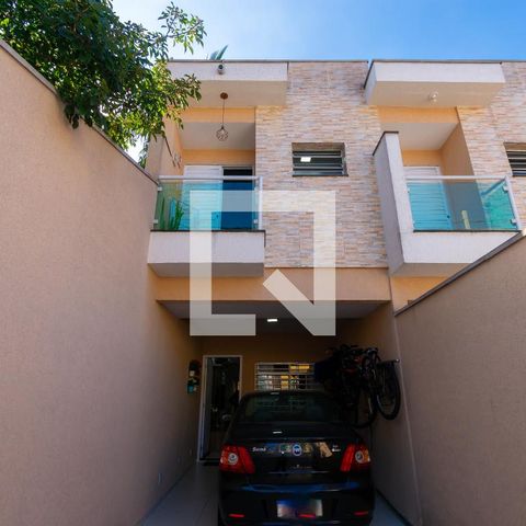 Casa à venda com 100m², 3 quartos e 2 vagasGaragem