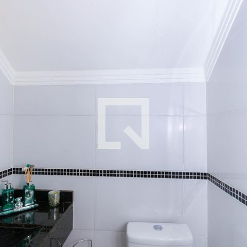 Casa à venda com 100m², 3 quartos e 2 vagasLavabo