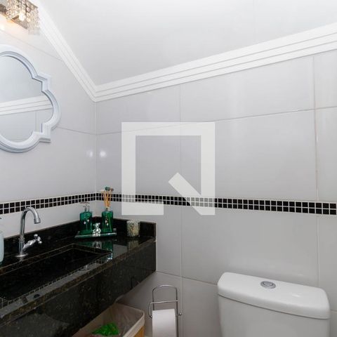 Casa à venda com 100m², 3 quartos e 2 vagasLavabo