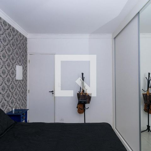 Casa à venda com 100m², 3 quartos e 2 vagasSuíte