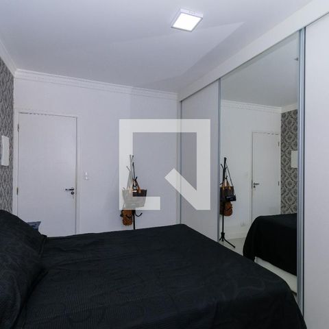 Casa à venda com 100m², 3 quartos e 2 vagasSuíte