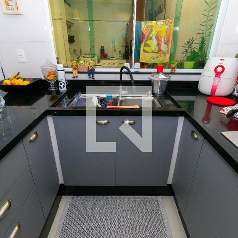 Casa à venda com 100m², 3 quartos e 2 vagasCozinha
