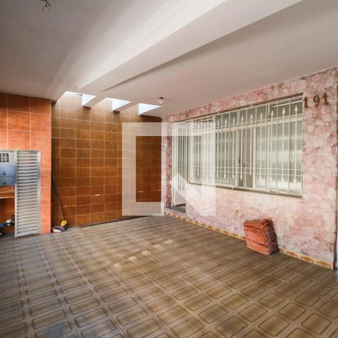 Casa à venda com 204m², 4 quartos e 2 vagasGaragem