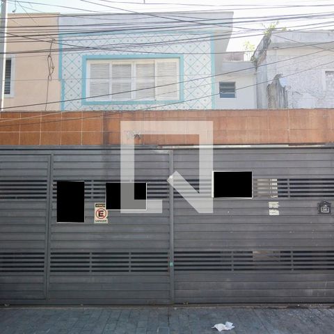 Casa à venda com 204m², 4 quartos e 2 vagasFachada