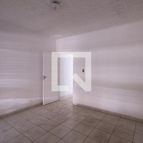 Casa à venda com 204m², 4 quartos e 2 vagasSala/ Cozinha